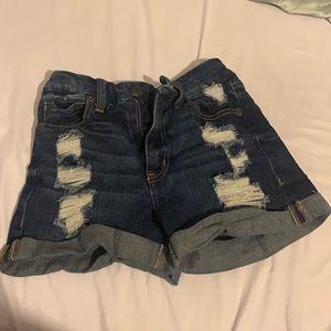 Denim Jean shorts! From aero, size 2, only worn a few times. Nice fit !!